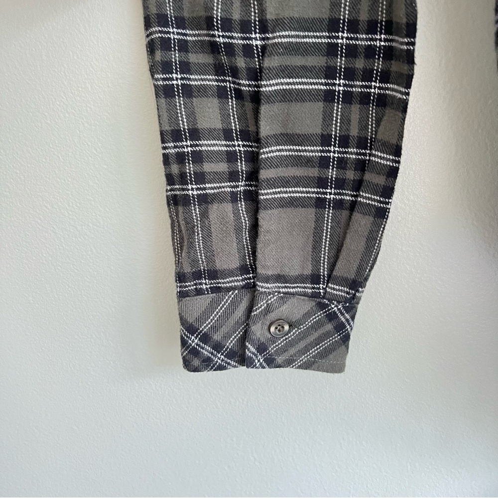 NWT Francesca’s Olive Green Flannel - Picture 7 of 14